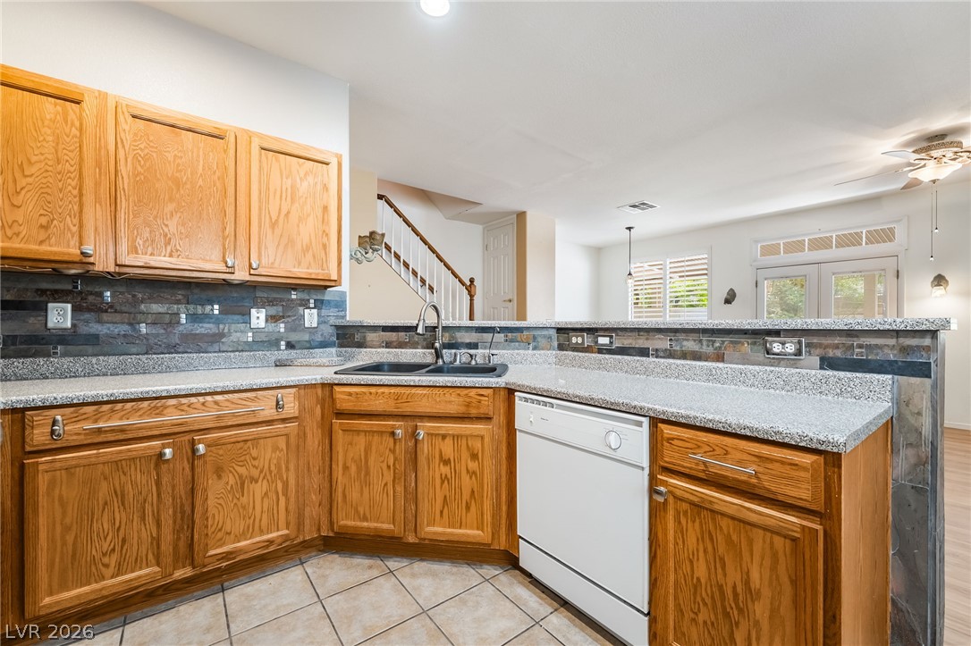 Photo 10 of 29, 6245 Dan Blocker Avenue #102
