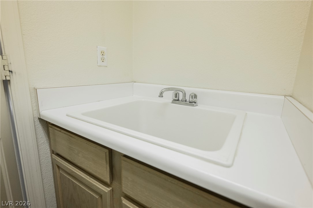 Photo 44 of 58, 1608 Saddle Rock Circle