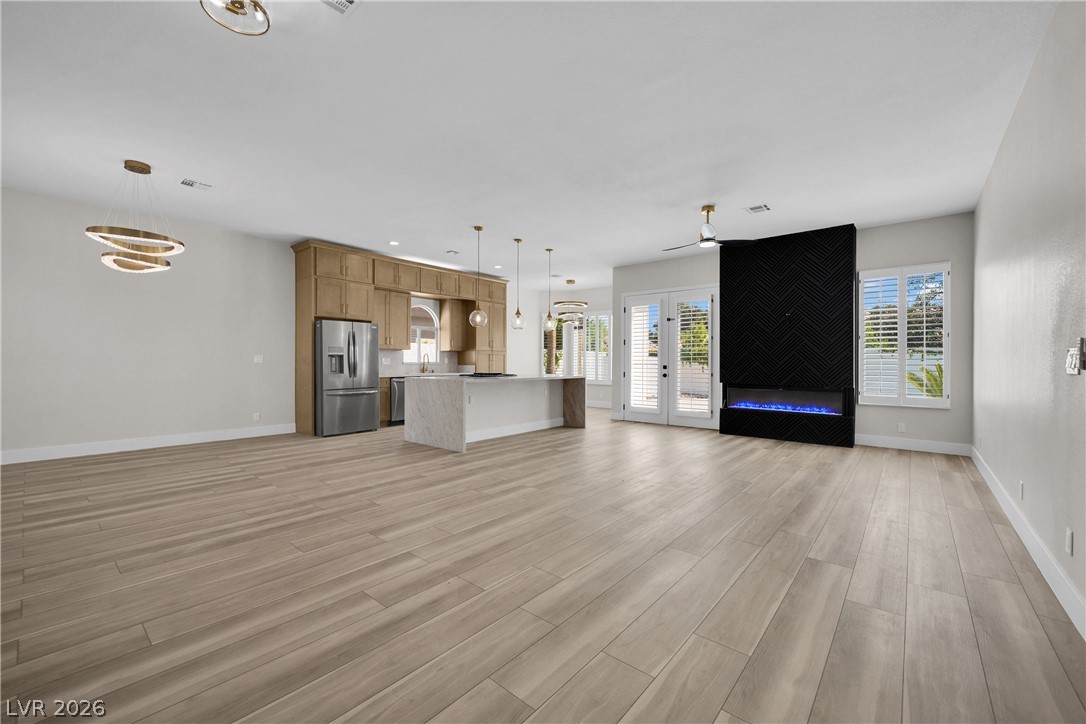 Photo 4 of 1608 Sun Ridge Drive