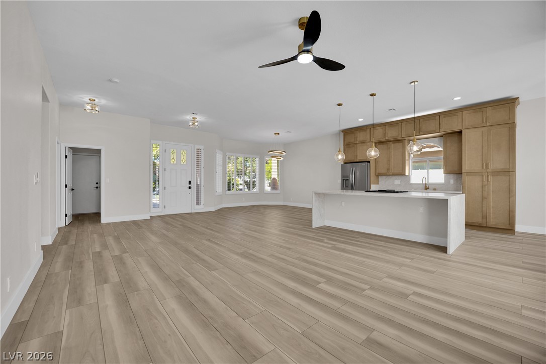 Photo 5 of 1608 Sun Ridge Drive