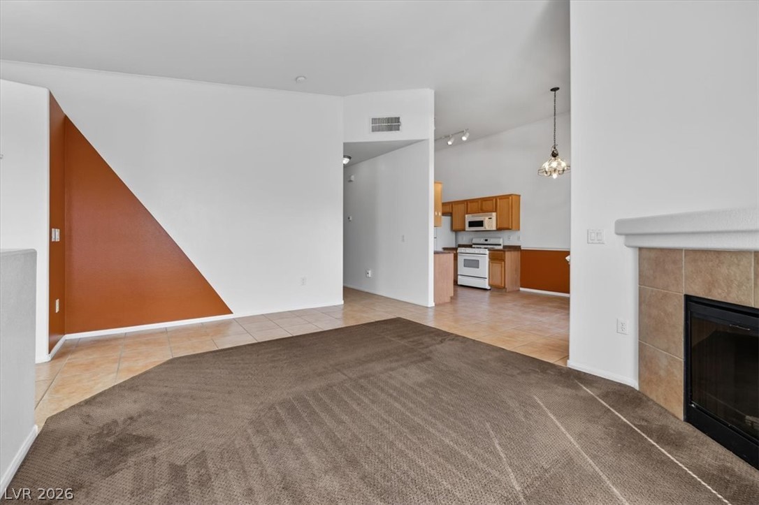 Photo 9 of 40, 3575 Cactus Shadow Street #204