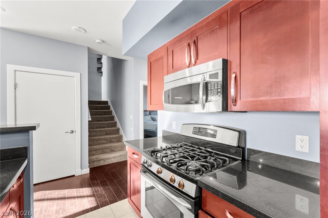 Photo 11 of 41, 4555 Dean Martin Drive #102