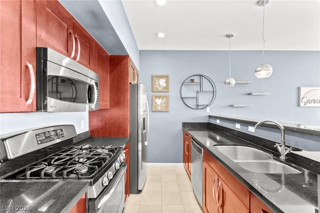 Photo 13 of 41, 4555 Dean Martin Drive #102