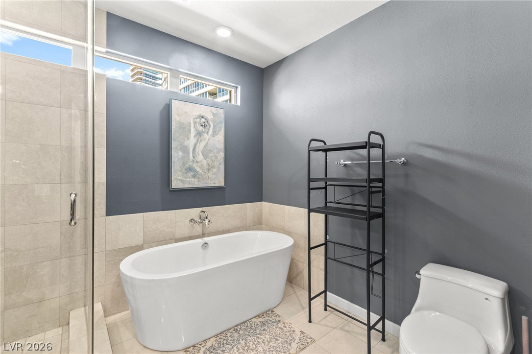 Photo 24 of 41, 4555 Dean Martin Drive #102