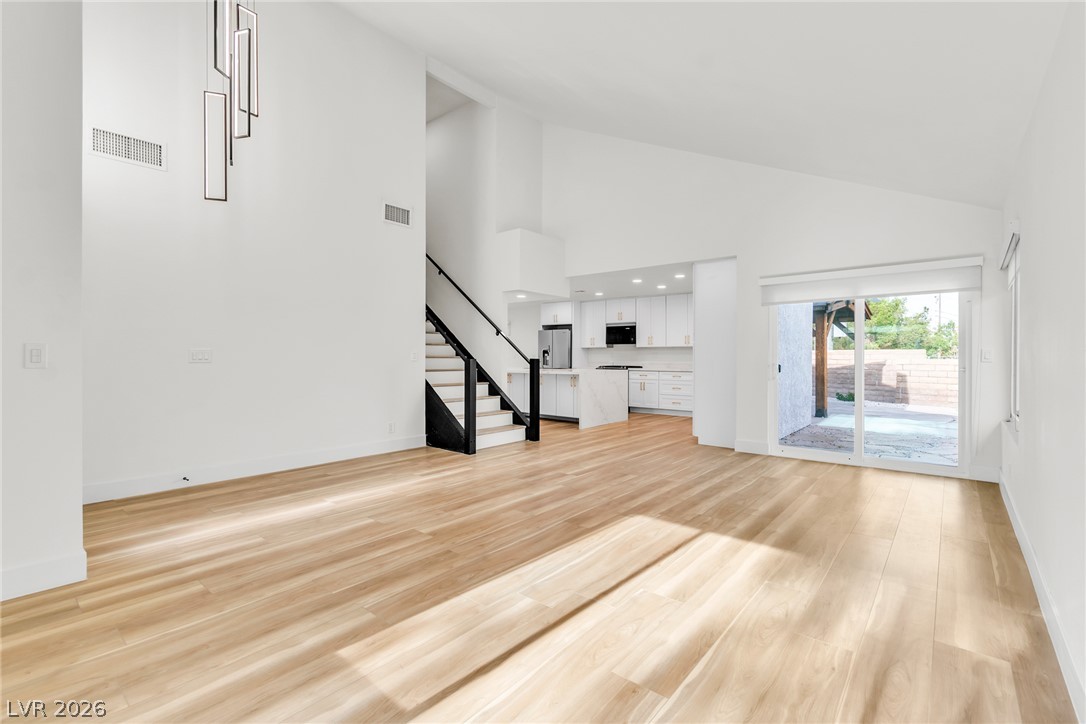 Photo 5 of 4132 Butterfield Way