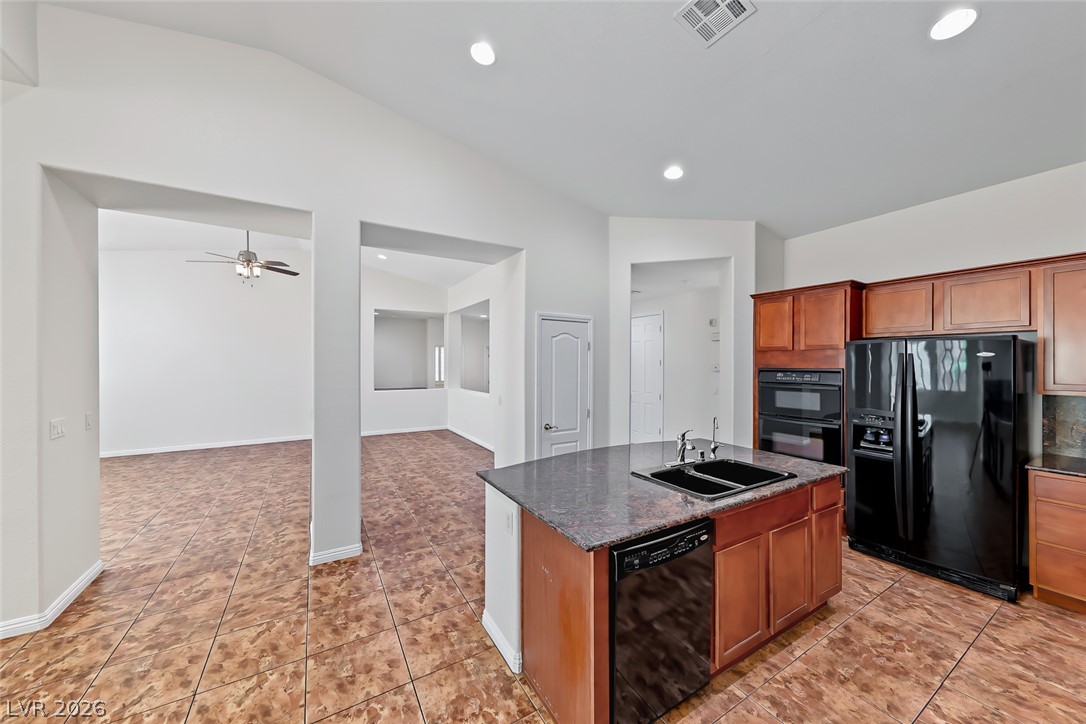 Photo 13 of 30, 8117 Orchard Glen Avenue