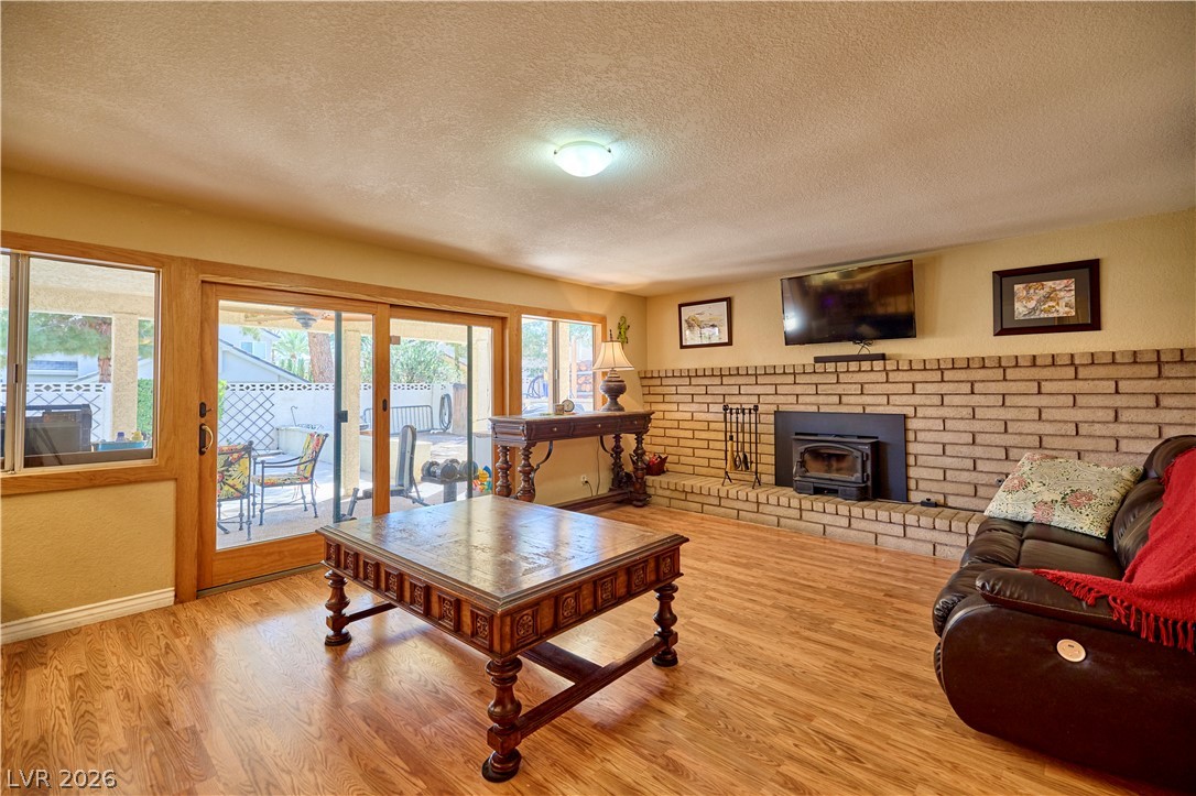 Photo 13 of 34, 8741 Pesaro Drive