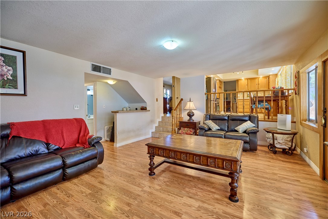 Photo 14 of 34, 8741 Pesaro Drive