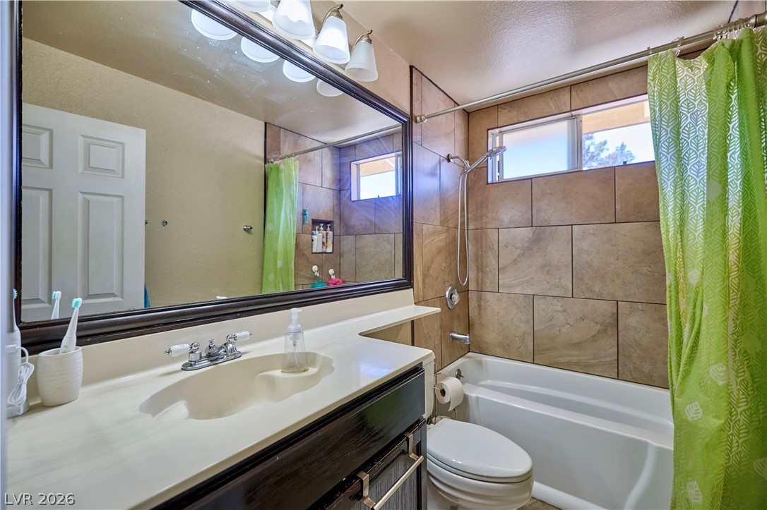 Photo 20 of 34, 8741 Pesaro Drive
