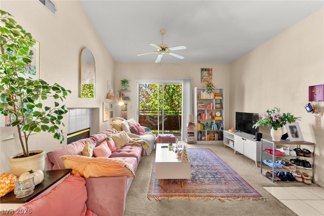 7628 Pacific Hills Avenue #204, Las Vegas 89128