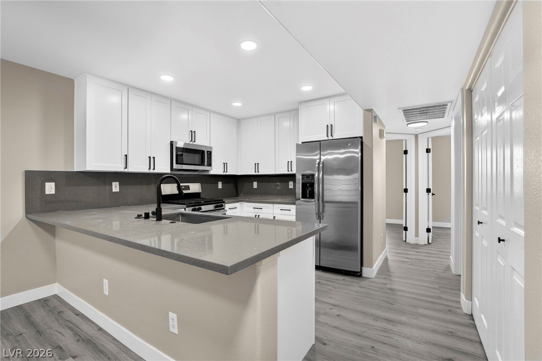 2106 Sleepy Court, Las Vegas 89106