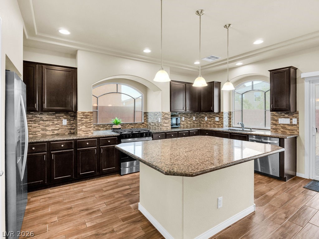 Photo 9 of 34, 6465 Grande River Court