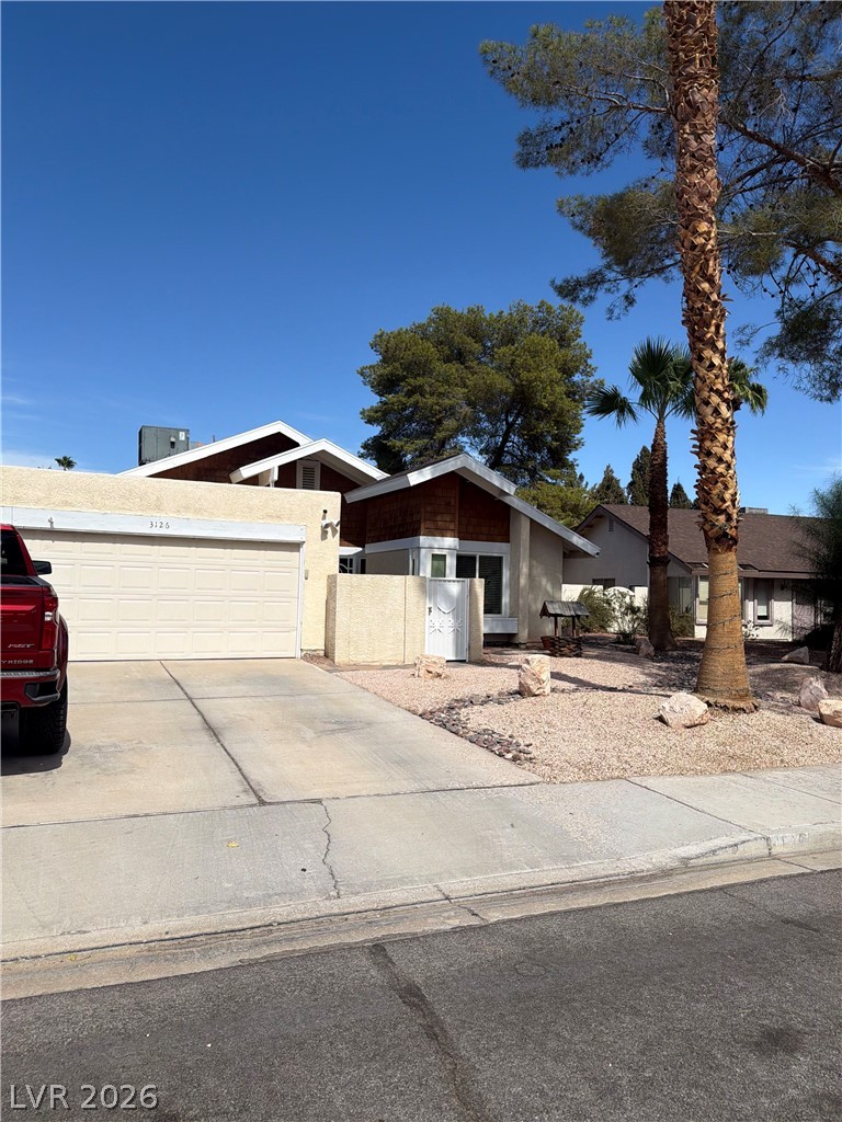 Photo 3 of 3126 Belvedere Drive