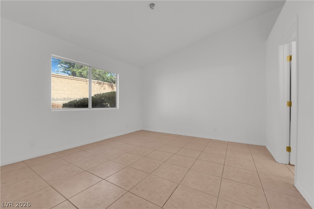 Photo 3 of 5131 Briar Meadow Way
