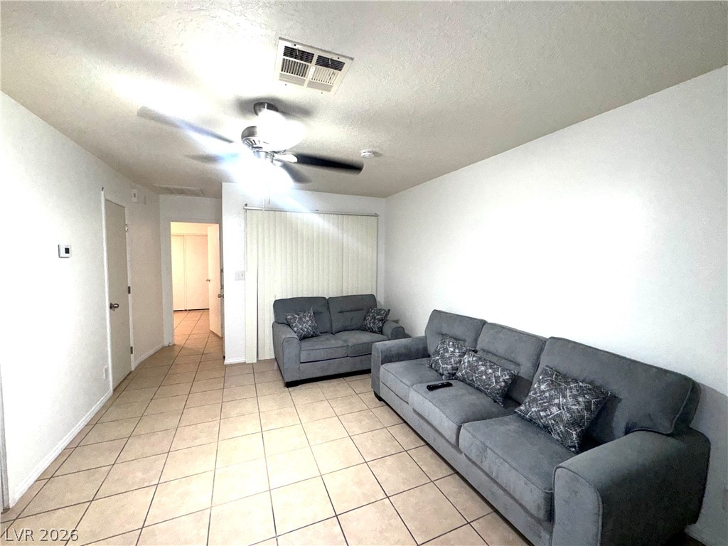 461 N Lamb Boulevard #B, Las Vegas 89110