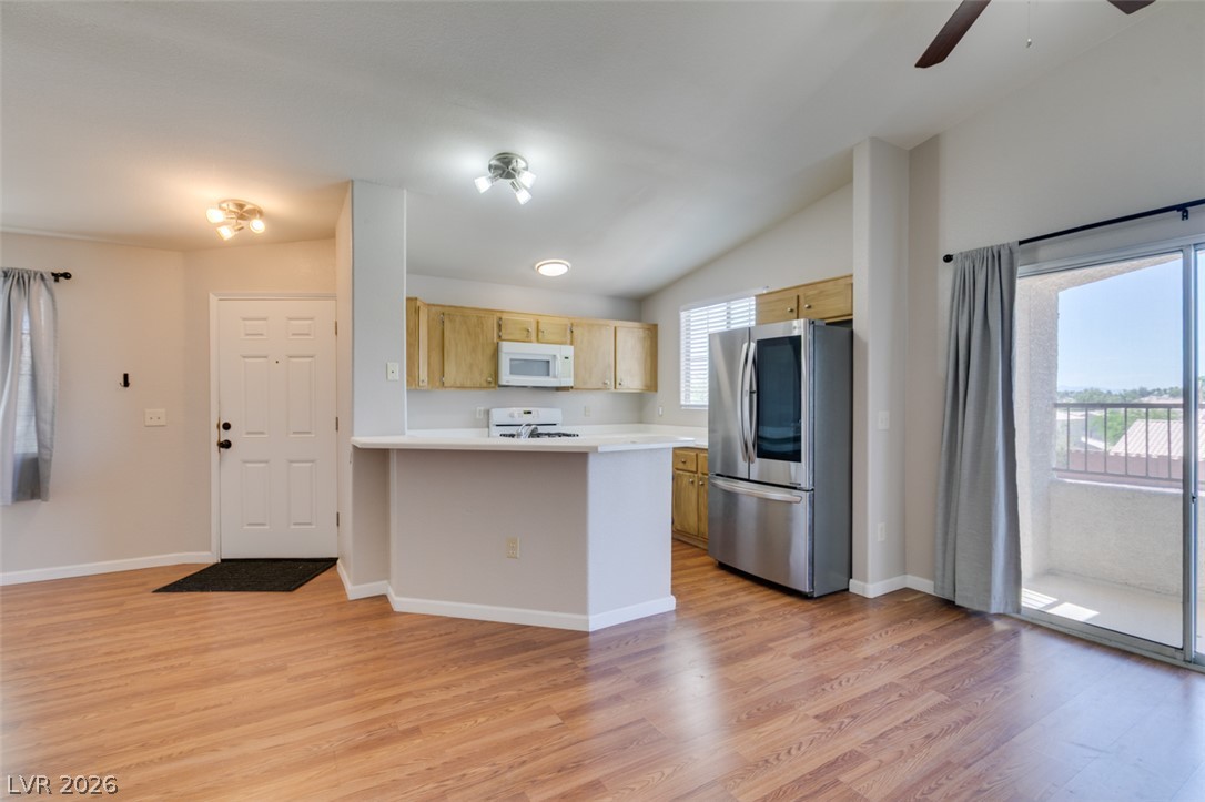 Photo 8 of 37, 1881 W Alexander Road #2062