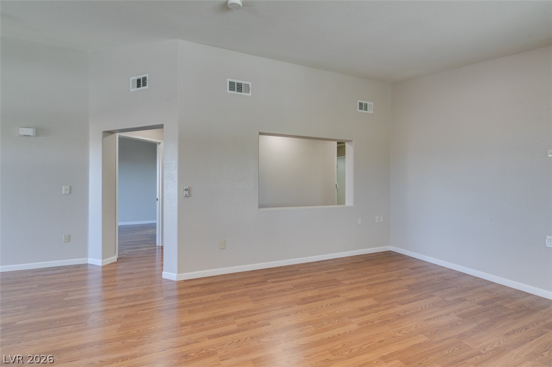 Photo 18 of 37, 1881 W Alexander Road #2062