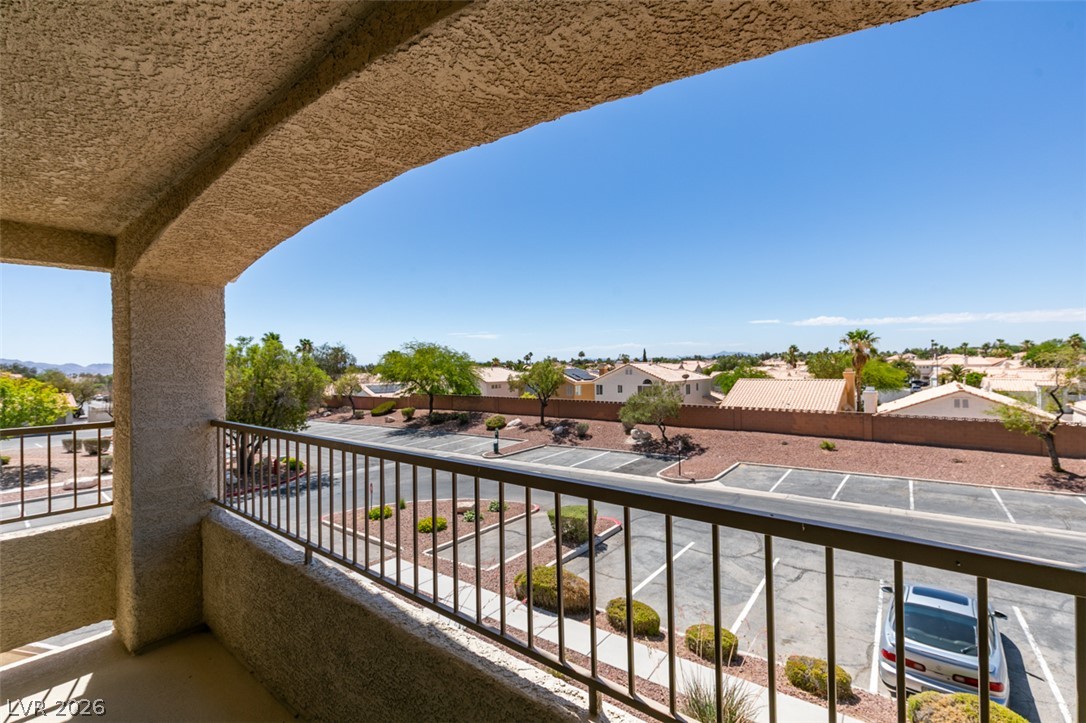 Photo 31 of 37, 1881 W Alexander Road #2062
