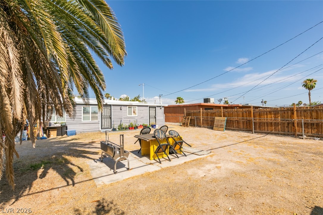 Photo 34 of 37, 1325 Ardmore Street
