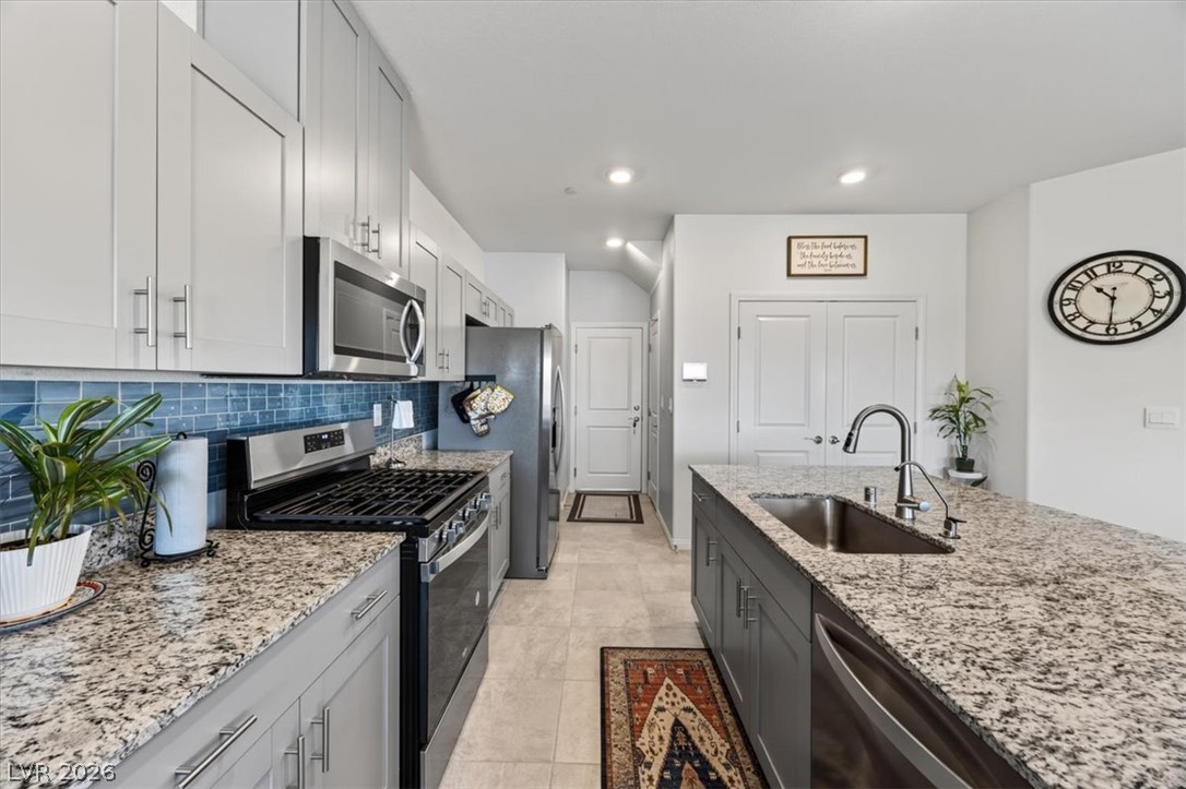 Photo 18 of 41, 392 Larksong Avenue