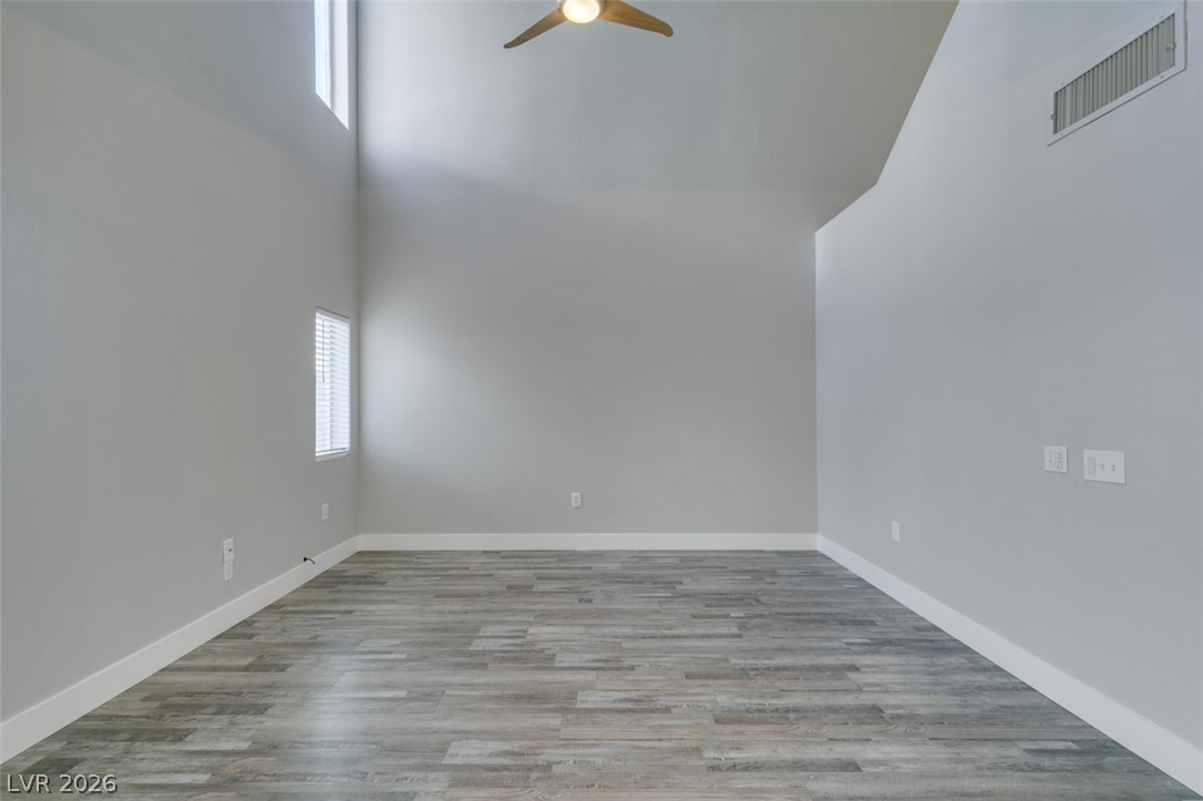 Photo 7 of 44, 2001 Jade Creek Street #105