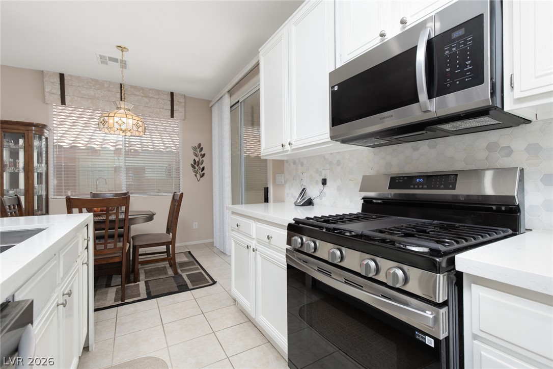 Photo 12 of 30, 10713 Glen Ellyn Court