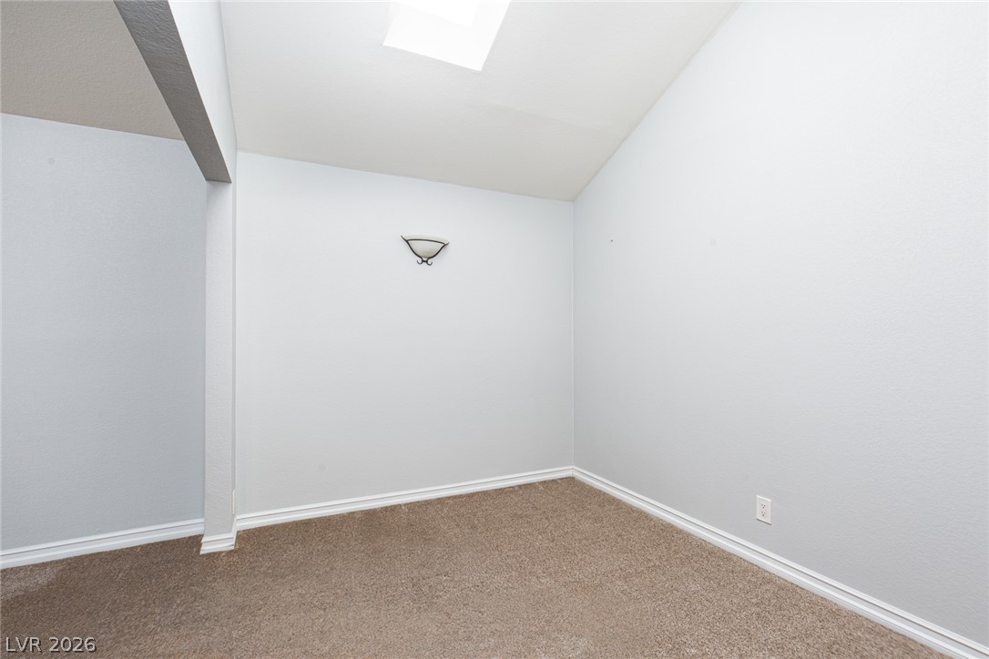 Photo 10 of 28, 3127 Bel Air Drive