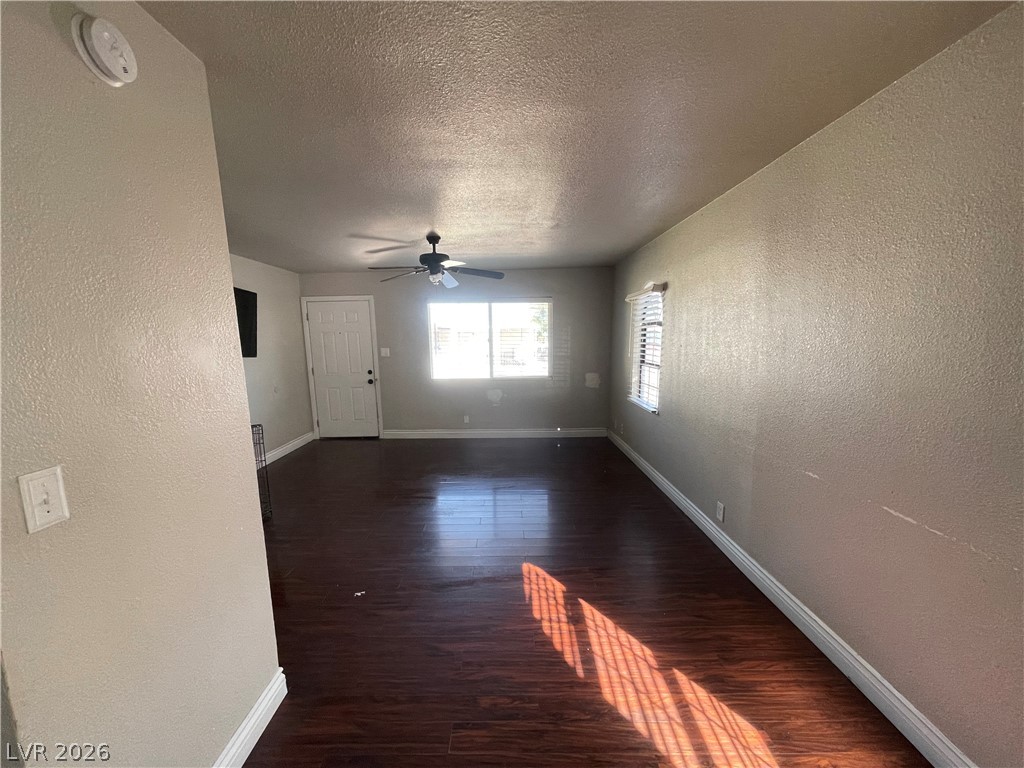 Photo 6 of 26, 608 Frederick Avenue