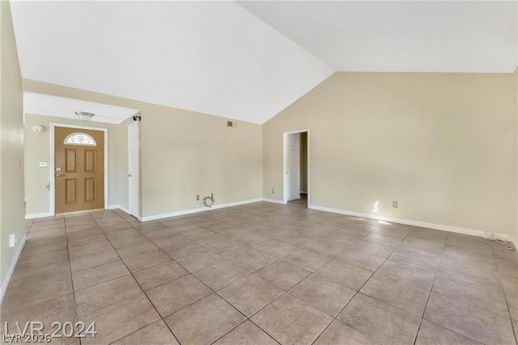 Photo 9 of 28, 5206 Brentmead Drive