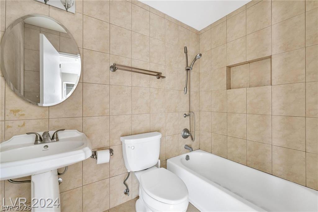 Photo 19 of 28, 5206 Brentmead Drive