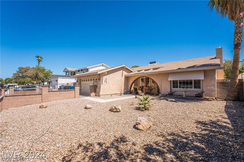 Photo 3 of 5206 Brentmead Drive