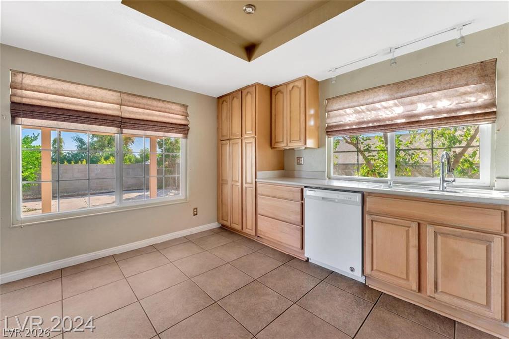 Photo 5 of 5206 Brentmead Drive