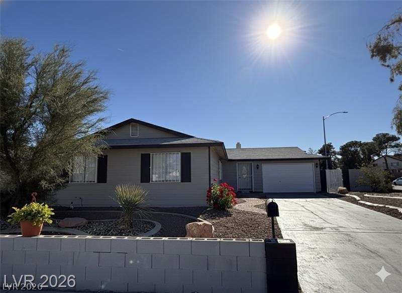 6489 Bugbee Avenue, Las Vegas 89103