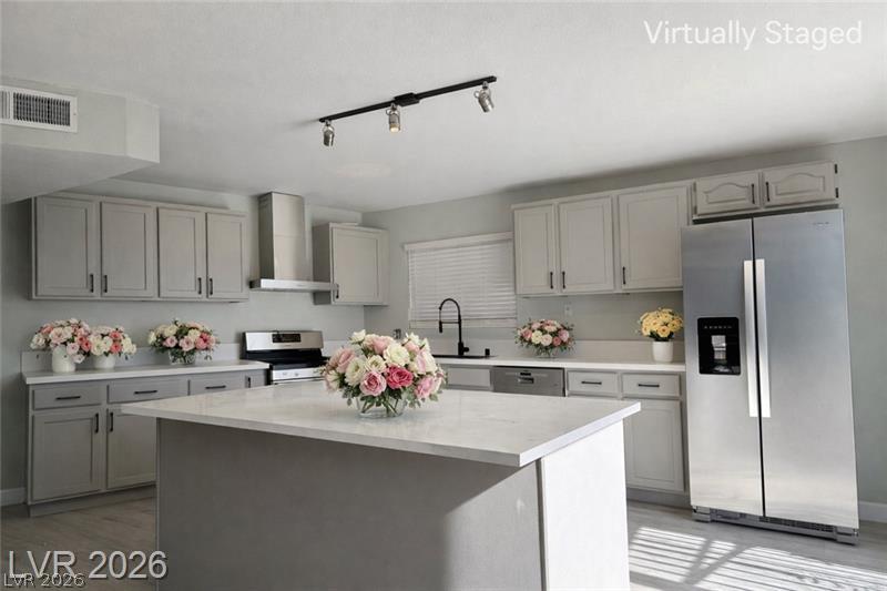 Photo 4 of 6489 Bugbee Avenue