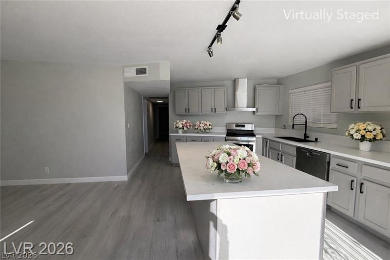 Photo 8 of 21, 6489 Bugbee Avenue