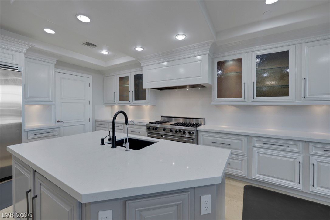 Photo 14 of 55, 9103 Alta Drive #404
