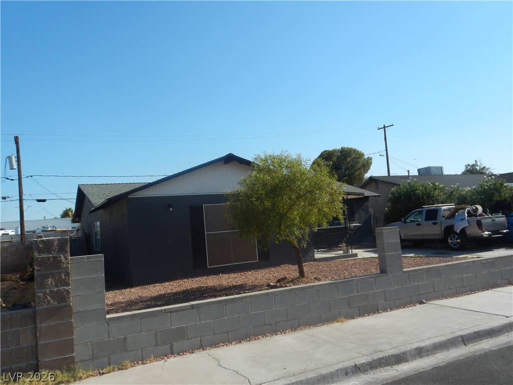 Photo 24 of 25, 3040 Holly Hill Avenue