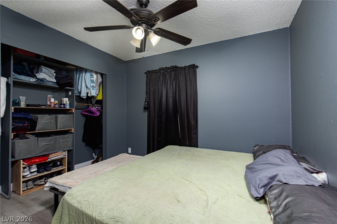 Photo 12 of 25, 3040 Holly Hill Avenue