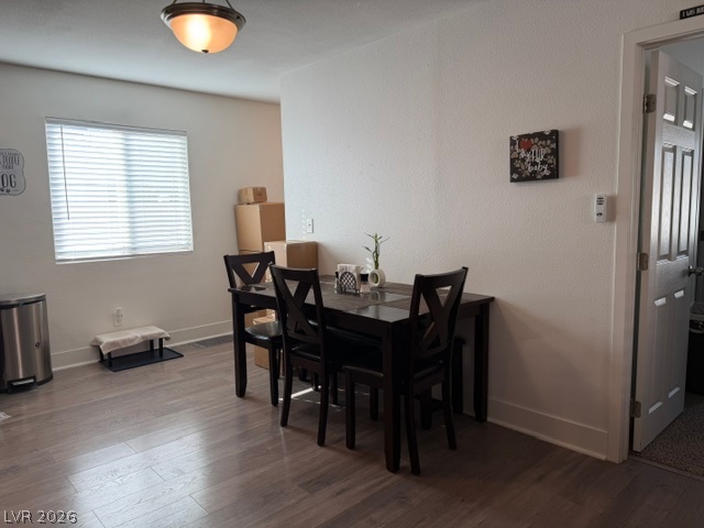 Photo 14 of 31, 940 Miller Avenue