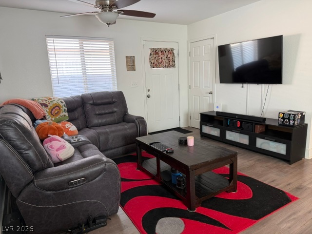 Photo 5 of 940 Miller Avenue
