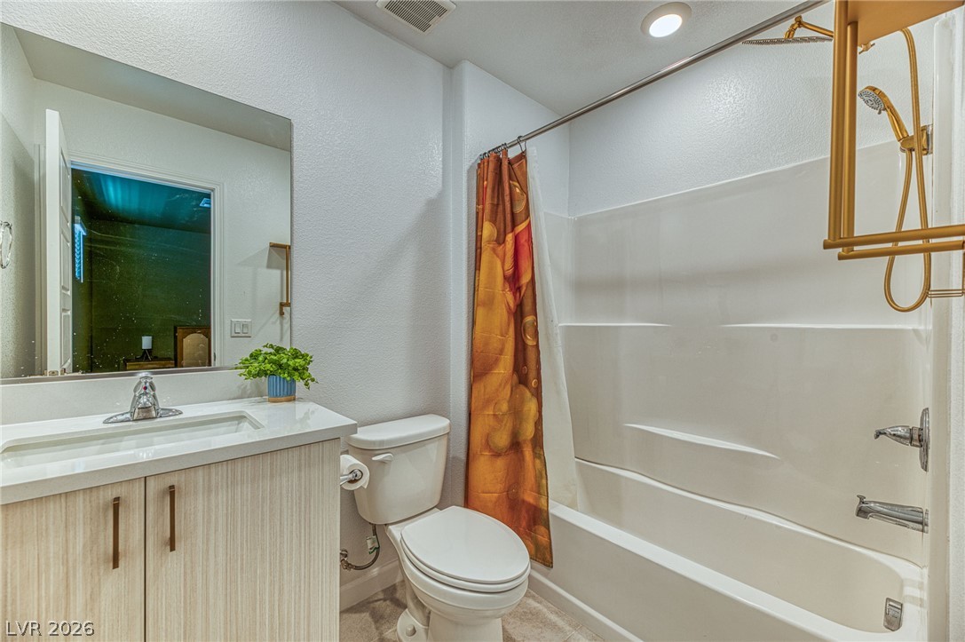 Photo 11 of 16, 264 Banished Avenue #2