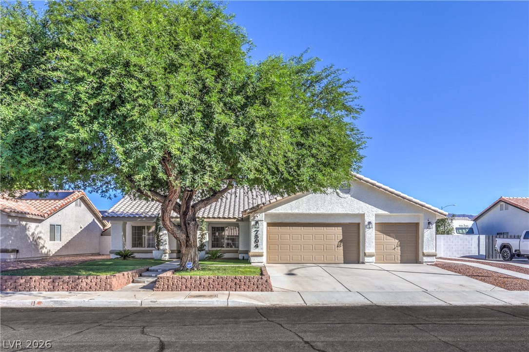 7504 Powder River Court, Las Vegas 89131