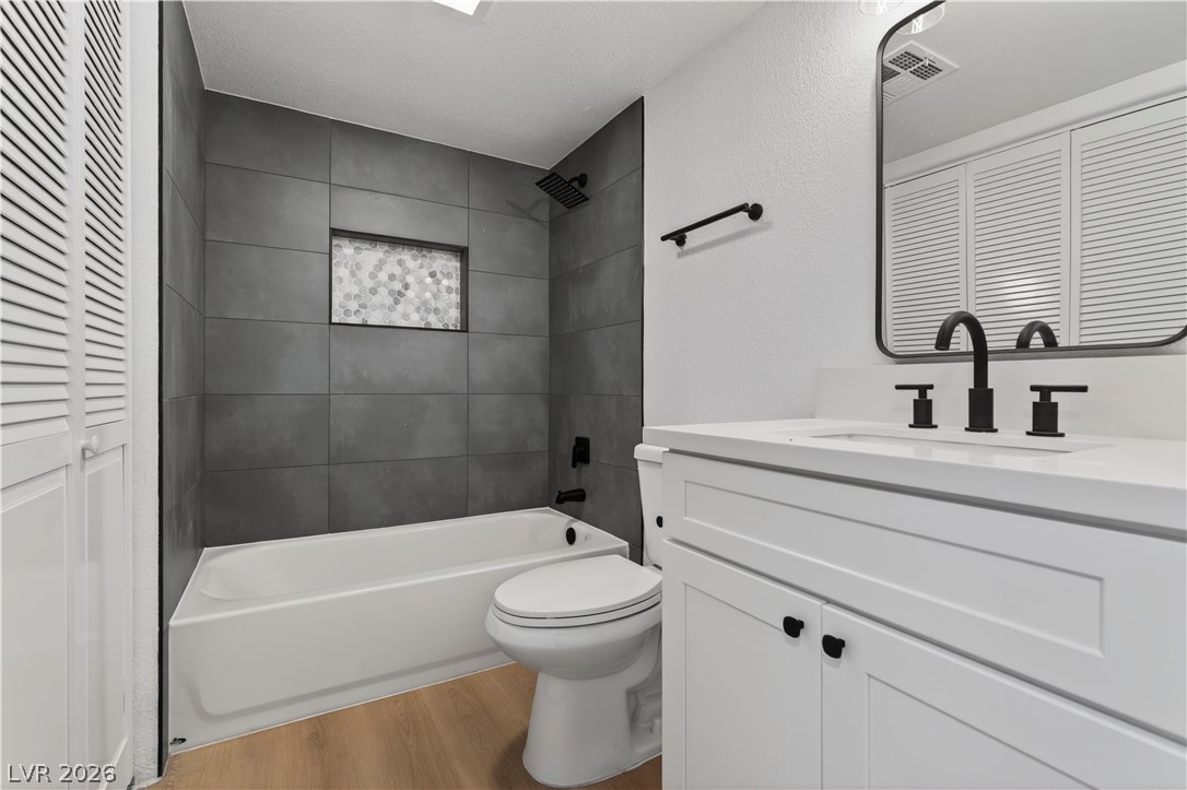 Photo 7 of 13, 601 Cabrillo Circle #859