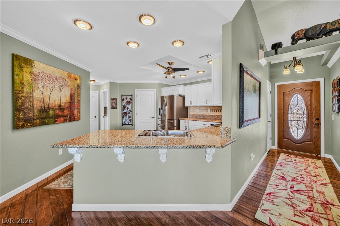 Photo 17 of 51, 4700 Honey Locust Drive