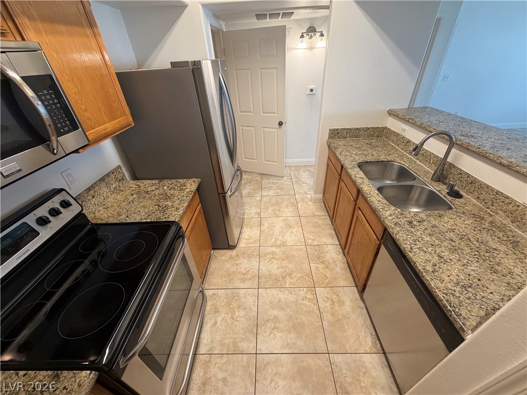 Photo 6 of 19, 7255 W Sunset Road #1167
