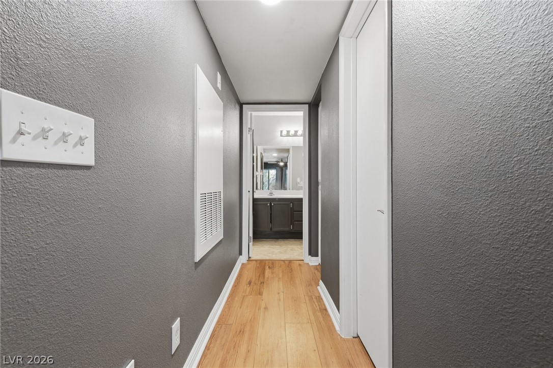 Photo 24 of 39, 1575 W Warm Springs Road #2024