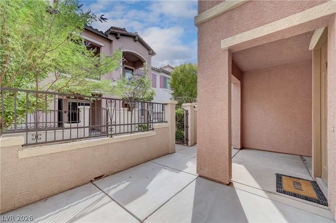 Photo 2 of 1525 Spiced Wine Avenue #3105