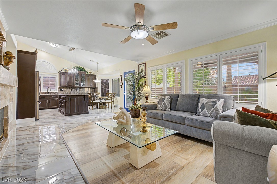 Photo 4 of 1150 Sierra Laurel Court