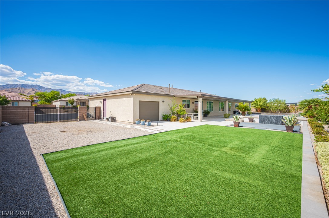 Photo 12 of 40, 5390 Vista Del Canyon Circle