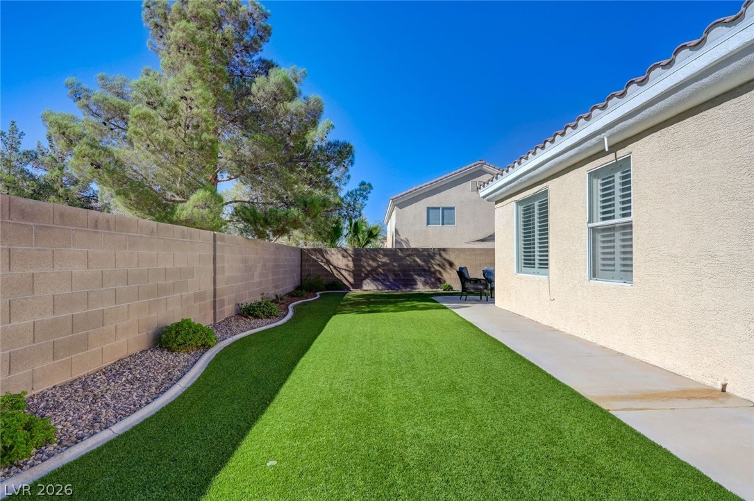 Photo 10 of 48, 222 hickory heights